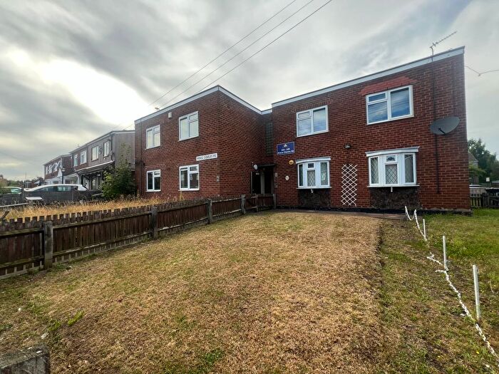 2 Bedroom Flat To Rent In Prince Charles Road, Bilston, WV14