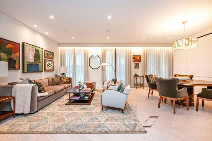 1 Bedroom Flat For Sale In One Carrington Street, Mayfair, London, W1J