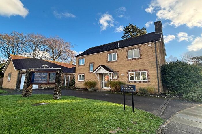 4 Bedroom Detached House To Rent In Bepton Road, Midhurst, GU29