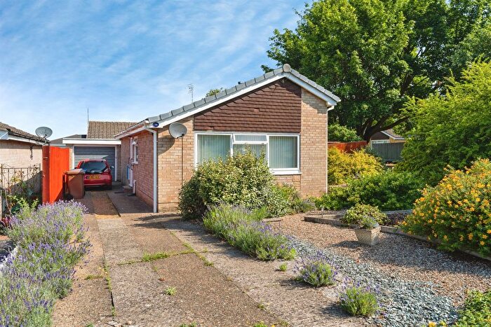 2 Bedroom Detached Bungalow For Sale In Kestrel Drive, Brandon, IP27