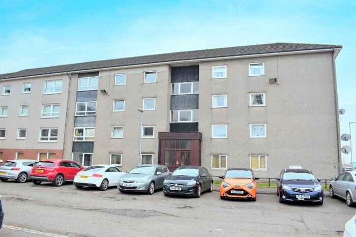 3 Bedroom Flat To Rent In Ferryden Court, Flat 2/1, Whiteinch, Glasgow G14