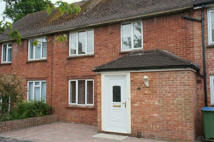 3 Bedroom Terraced House To Rent In Greenfield Road, Horsham, RH13