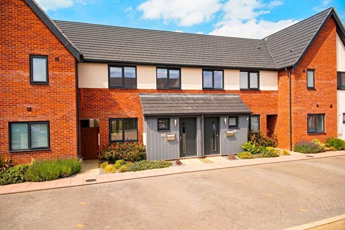 3 Bedroom Terraced House For Sale In Aldridge Drive, Poringland, Norwich, NR14