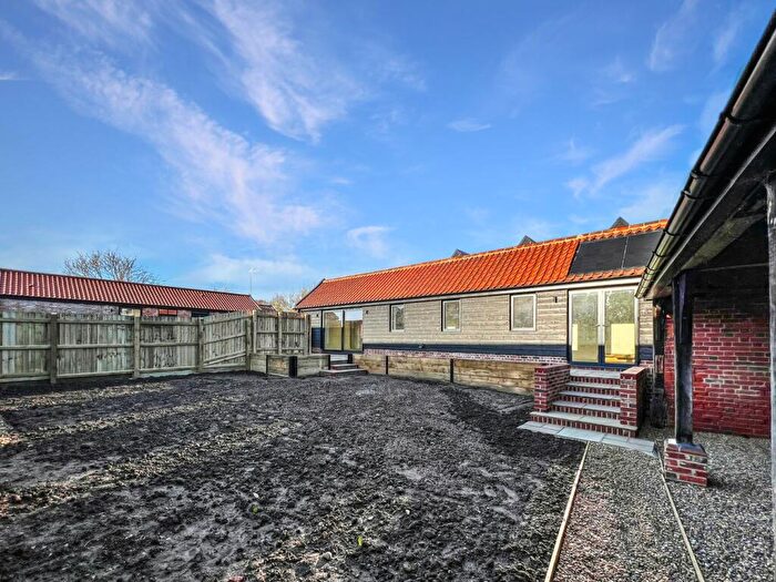 3 Bedroom Barn Conversion For Sale In Coppins Yard, Colne Engaine, Colchester, CO6