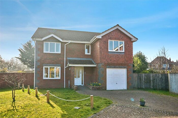 4 Bedroom Detached House For Sale In King George V Close, Ryde, Isle Of Wight, PO33