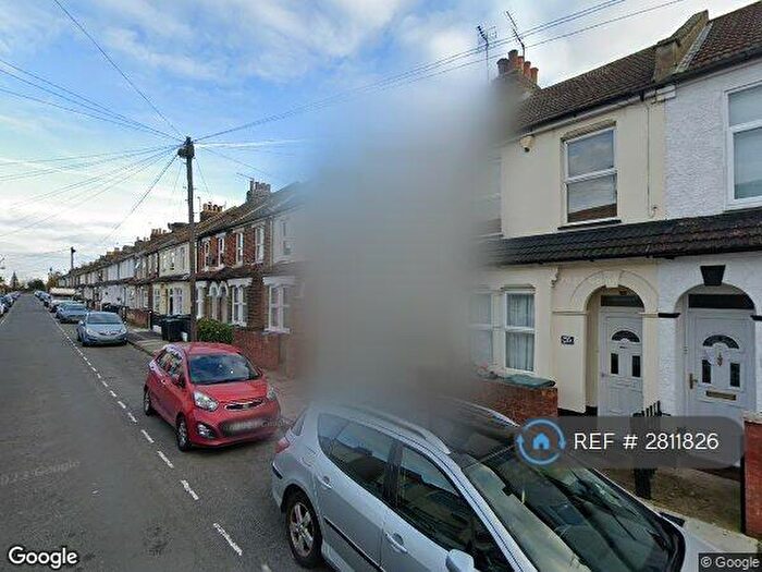 3 Bedroom Terraced House To Rent In Gordan Road, Gravesend, DA11