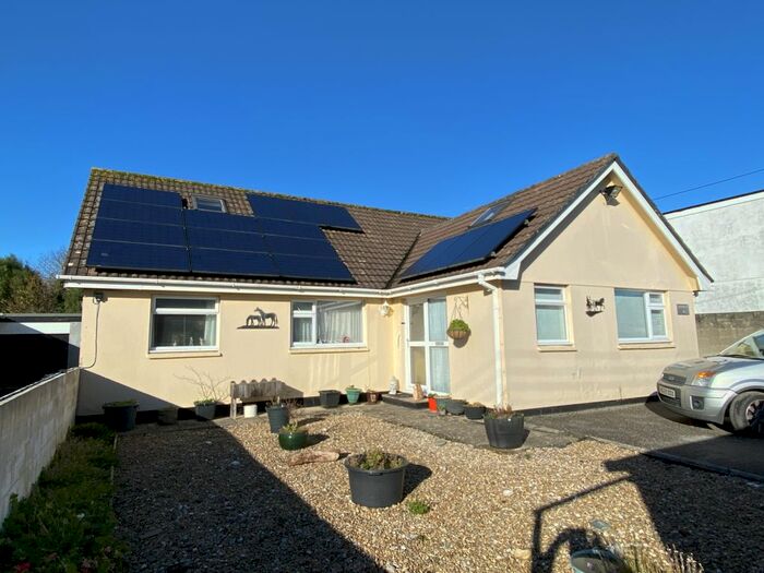 4 Bedroom Bungalow For Sale In Upton Towans, Hayle, TR27