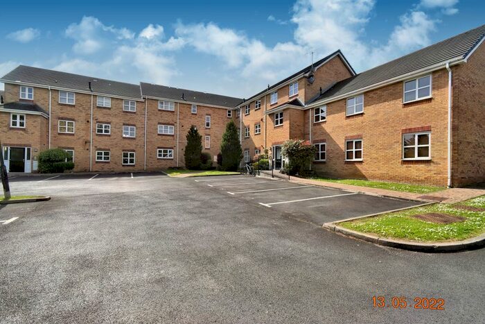 2 Bedroom Flat To Rent In Addington Close, Hindley, WN2