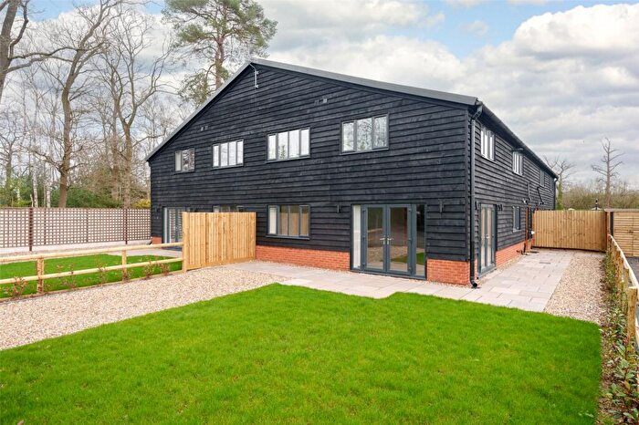 3 Bedroom House To Rent In New Mill Road, Finchampstead, Wokingham, Berkshire, RG40