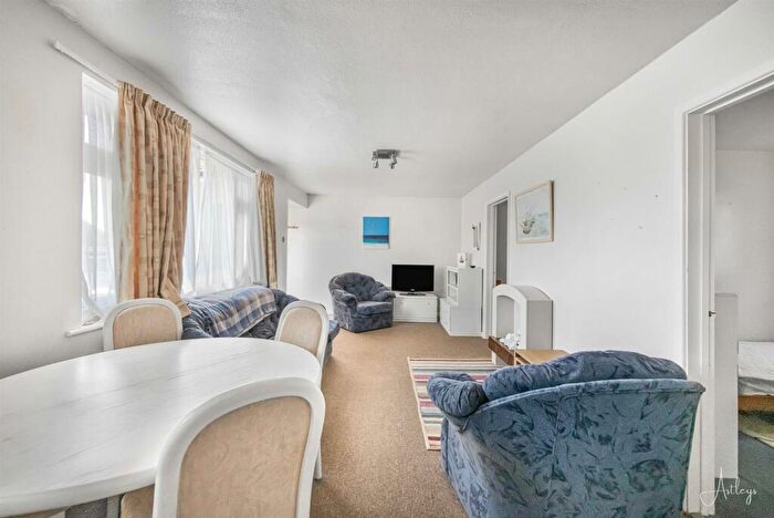 2 Bedroom Semi-Detached Bungalow For Sale In Sealands Drive, Mumbles, Swansea, SA3