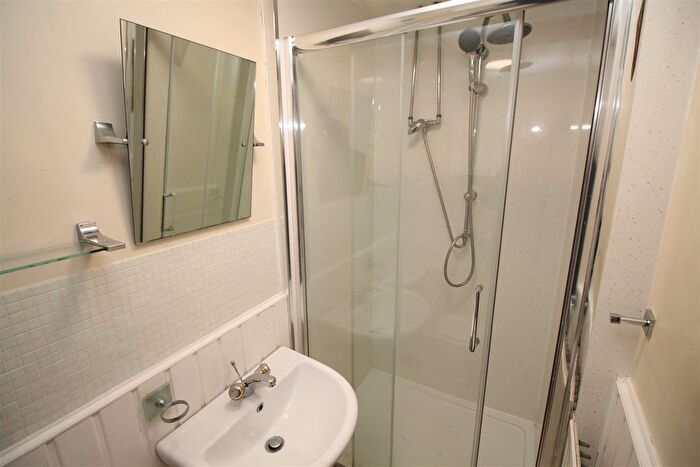 1 Bedroom Flat For Sale In Dempster Street, Greenock, PA15