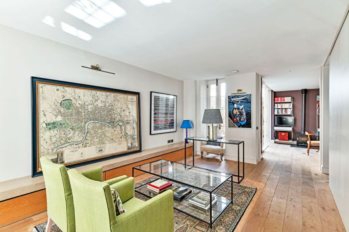 3 Bedroom Property To Rent In Campden Street, Kensington, London, W8