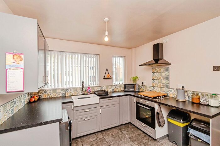 3 Bedroom Detached House For Sale In Cumberland Road, Bilston, WV14