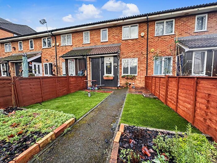 1 Bedroom Terraced House For Sale In Woking, GU21