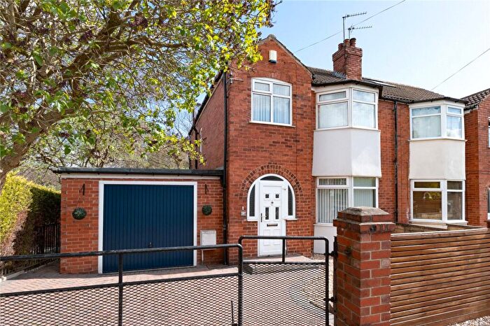 3 Bedroom Semi Detached House For Sale In Gledhow Park Avenue, Chapel Allerton, Leeds, LS7
