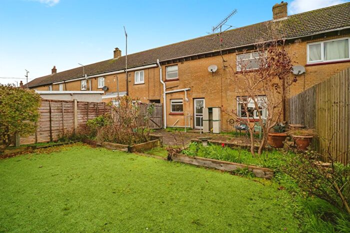 3 Bedroom Terraced House For Sale In Cocklands, Charminster, Dorchester, DT2