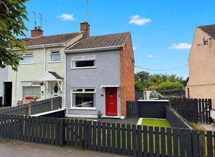 2 Bedroom House For Sale In Dickson Park, Banbridge, BT32