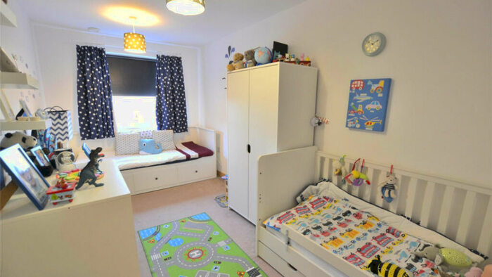 2 Bedroom Flat For Sale In Canon Court, Manor Road, Wallington, SM6