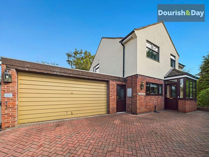 4 Bedroom Detached House For Sale In Penn Croft, Little Haywood, ST18