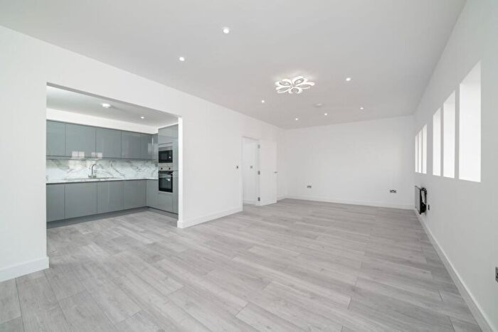 2 Bedroom Apartment To Rent In High Street, Braintree, CM7