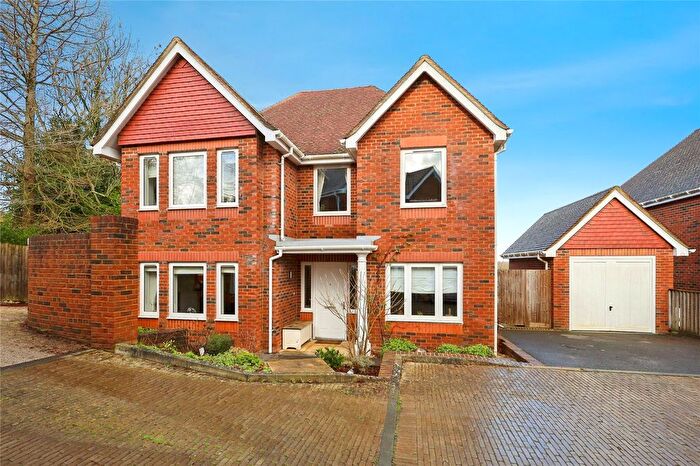 4 Bedroom Detached House For Sale In Boundary Edge Close, Burwash Common, Etchingham, East Sussex, TN19