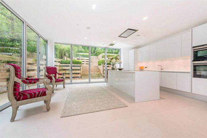 6 Bedroom Semi-Detached House To Rent In Stanhope Gardens, Highgate, N6