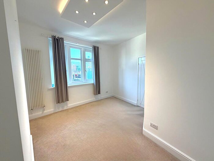 1 Bedroom Flat To Rent In Bath Street, Abingdon, OX14
