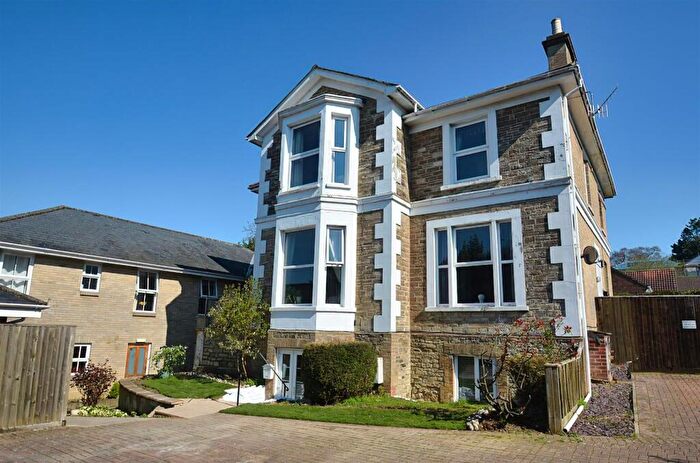 1 Bedroom Flat For Sale In Coastal Ryde, PO33