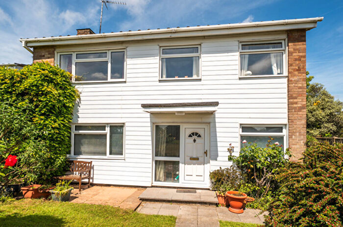 4 Bedroom Detached House For Sale In Oast House Crescent, Farnham, Surrey, GU9