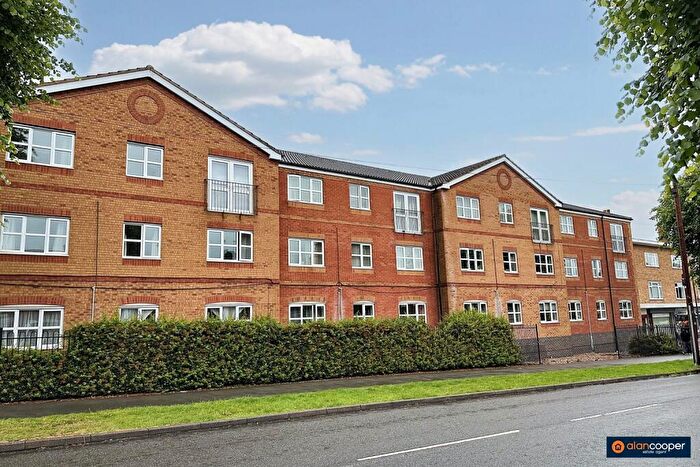 2 Bedroom Flat For Sale In Vernons Mews, Black-A-Tree Road, Nuneaton, Warwickshire, CV10
