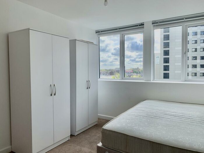 2 Bedroom Apartment To Rent In Enterprise House, Portsmouth, PO1