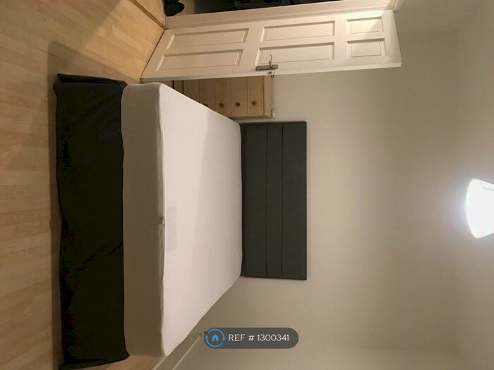 1 Bedroom Flat To Rent In Southern Road, London E13