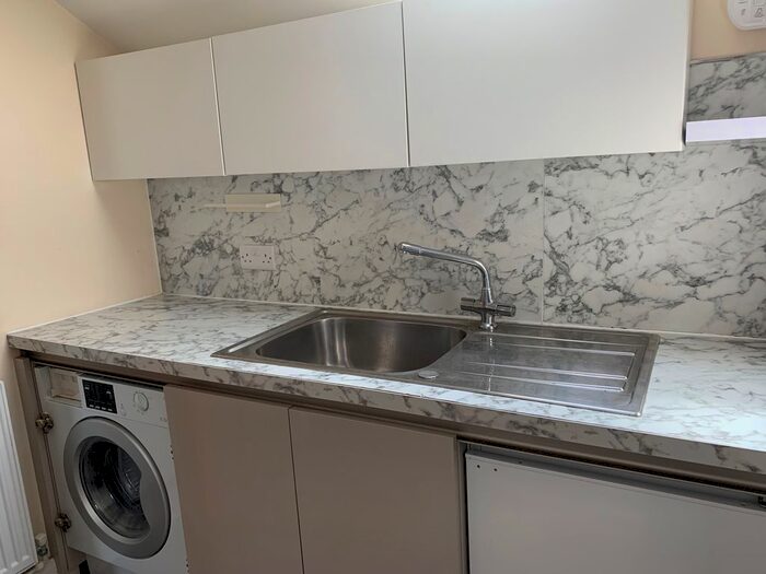 2 Bedroom Flat To Rent In Bear Tree Street, Rotherham, S62