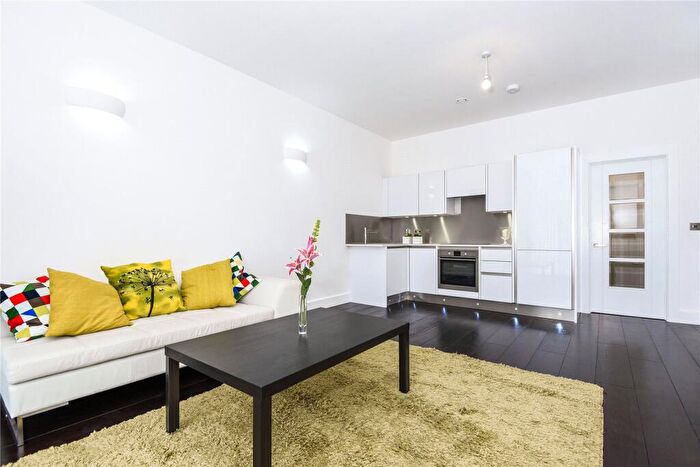 2 Bedroom Apartment To Rent In Kings Road, Reading, RG1