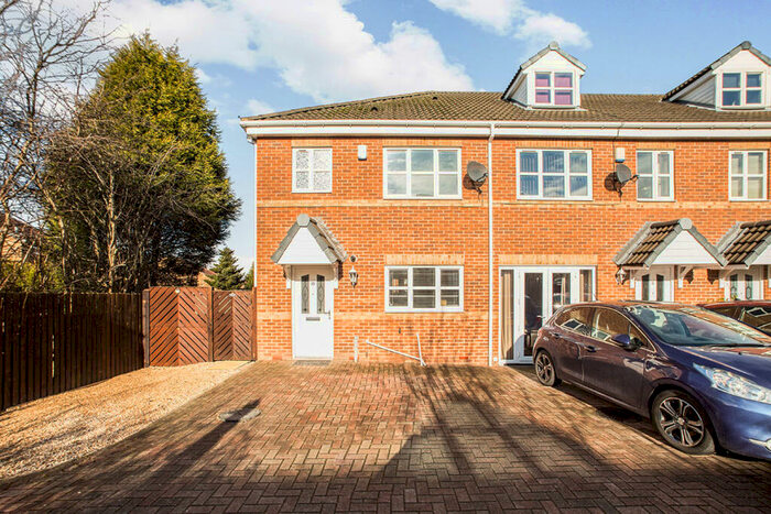 3 Bedroom House To Rent In Park Meadows, Shafton, Barnsley, South Yorkshire, S72