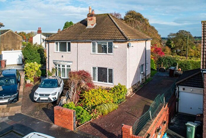 2 Bedroom Semi Detached House For Sale In Driftholme Road, Drighlington, BD11