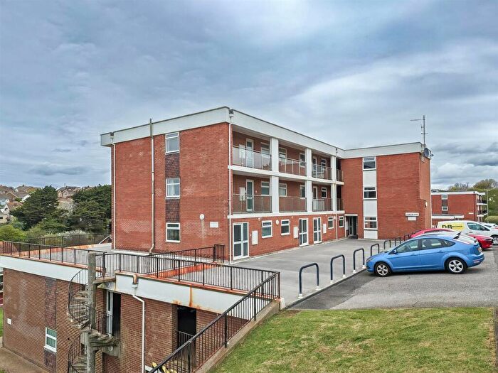 Studio For Sale In Surrey Road, Seaford, BN25