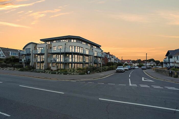 1 Bedroom Apartment For Sale In Grange Road, Bournemouth, BH6