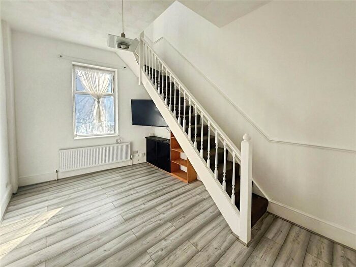 2 Bedroom Maisonette To Rent In Kimberley Road, Southsea, Hampshire, PO4