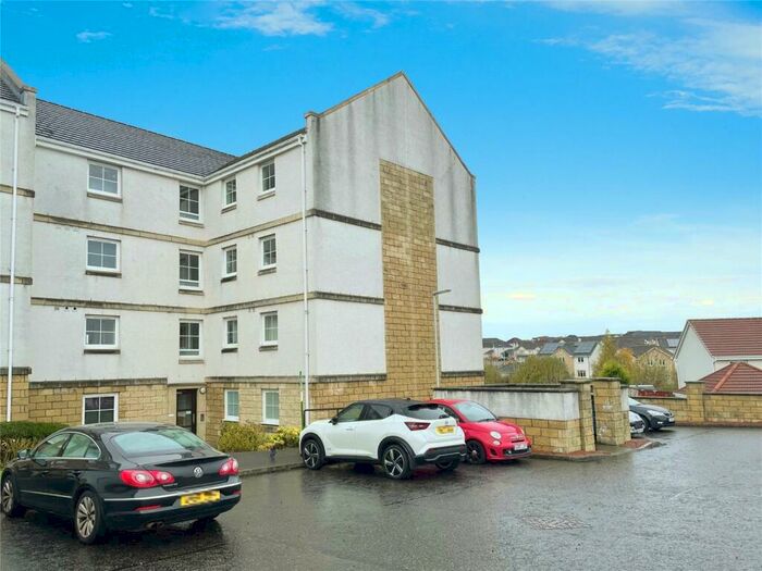 2 Bedroom Flat To Rent In Bittern Court, Dunfermline, KY11