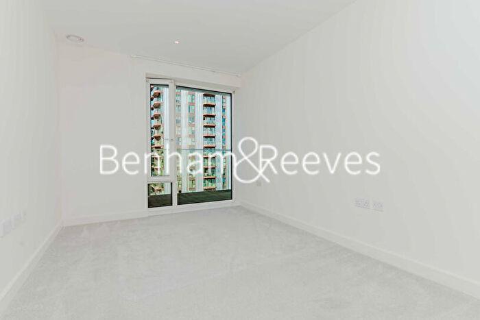 2 Bedroom Apartment To Rent In Duke Of Wellington Avenue, Royal Arsenal Riverside, SE18