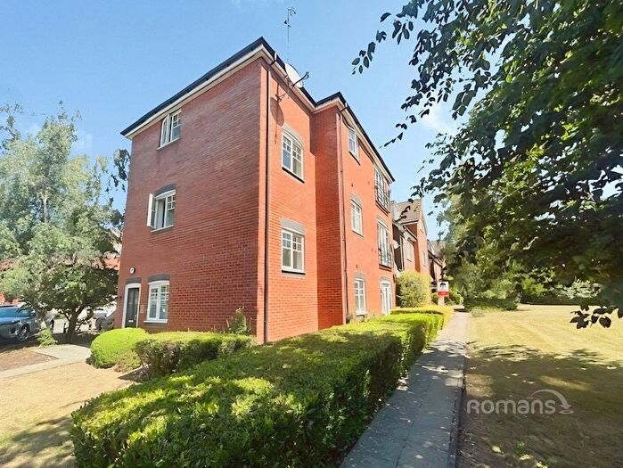 2 Bedroom Flat To Rent In Barley Mead, Maidenhead, SL6