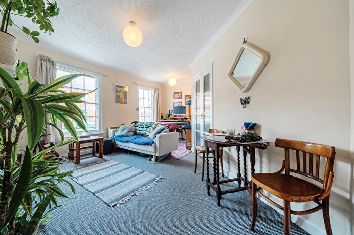 1 Bedroom Apartment To Rent In Bartholomew Street, Newbury, RG14