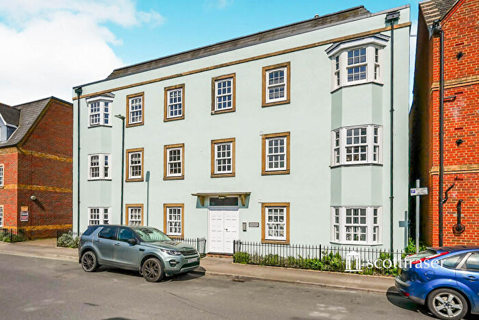 2 Bedroom Apartment To Rent In Castle Mews, OX1