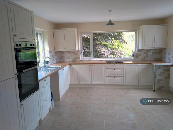 3 Bedroom Detached House To Rent In Lancaster Road, Carnforth, LA5