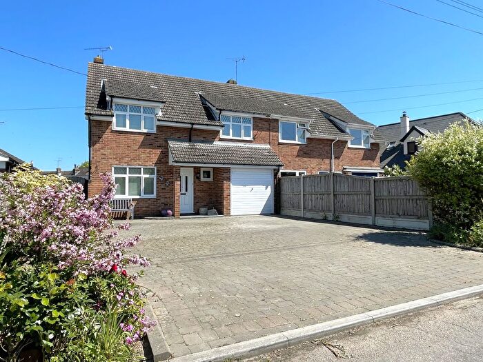 4 Bedroom Semi-detached House For Sale In Hall Road, Tiptree, CO5