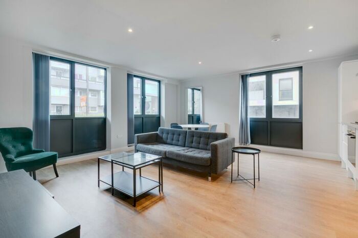 2 Bedroom Apartment To Rent In Rotherhithe Old Road, Surrey Quays, SE16