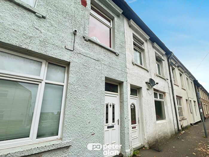 1 Bedroom Flat To Rent In Constellation Street, Cardiff, CF24