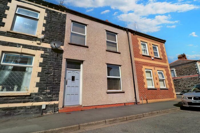 3 Bedroom Terraced House To Rent In Habershon Street, Splott, Cardiff, CF24