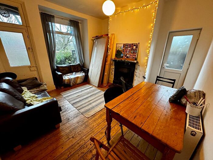 5 Bedroom End Of Terrace House To Rent In Mabfield Road, Fallowfield, Manchester, M14